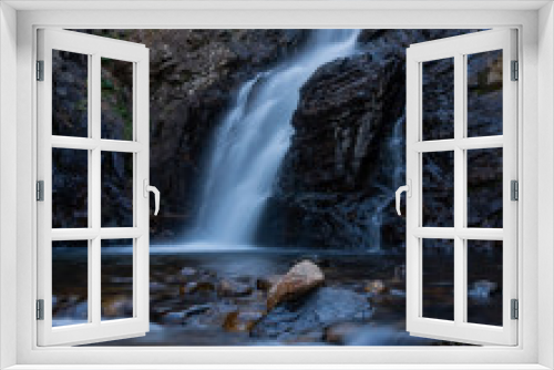 Fototapeta Naklejka Na Ścianę Okno 3D - Waterfall in Colorado