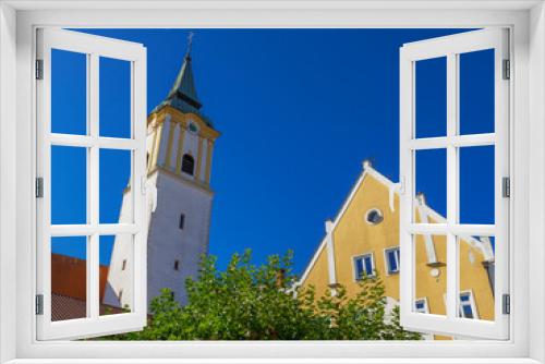 Fototapeta Naklejka Na Ścianę Okno 3D - Barbarakirche in Abensberg, Niderbayern, Deutschland