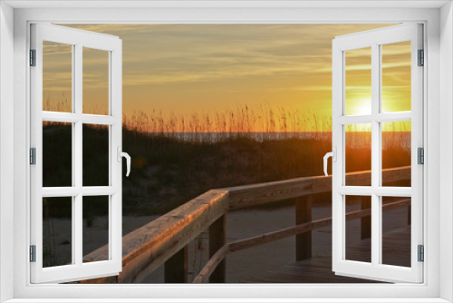 Fototapeta Naklejka Na Ścianę Okno 3D - Sunrise on Tybee Island, Georgia, USA