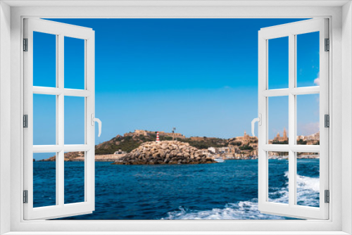 Fototapeta Naklejka Na Ścianę Okno 3D - Sailing away at the Mediterranean Sea 
