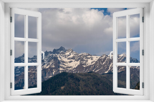 Fototapeta Naklejka Na Ścianę Okno 3D - view of mountains in winter