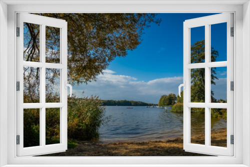 Fototapeta Naklejka Na Ścianę Okno 3D - Badestelle an der Havel bei Heiligensee im Herbst