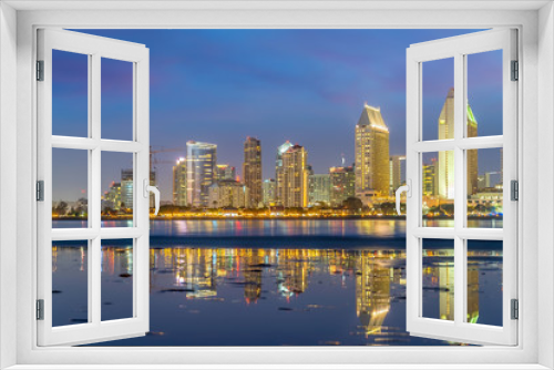 Fototapeta Naklejka Na Ścianę Okno 3D - Downtown San Diego skyline in California, USA