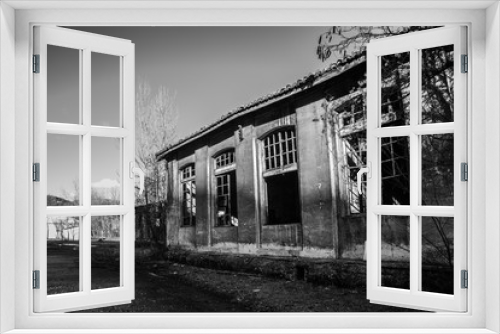 Fototapeta Naklejka Na Ścianę Okno 3D - exterior antigua fábrica abandonada