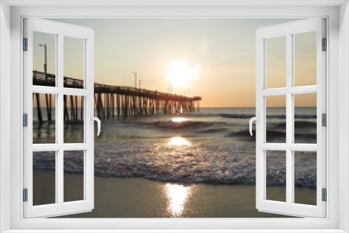 Fototapeta Naklejka Na Ścianę Okno 3D - Pier sunrise
