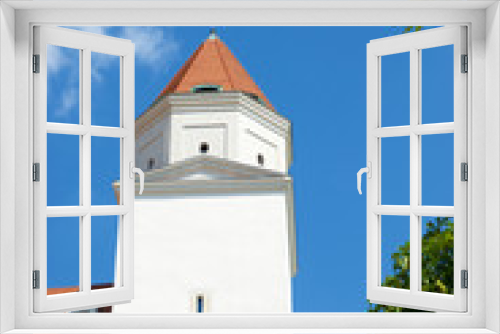 Fototapeta Naklejka Na Ścianę Okno 3D - Medieval castle in Bratislava
