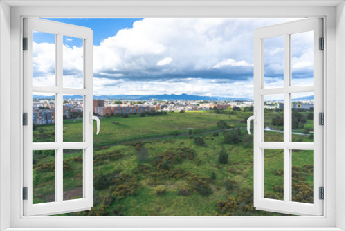 Fototapeta Naklejka Na Ścianę Okno 3D - Humedal en medio de la ciudad 