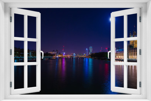 Fototapeta Naklejka Na Ścianę Okno 3D - River Thames by night long exposure.