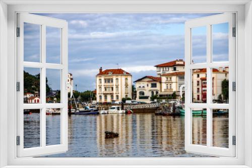 Fototapeta Naklejka Na Ścianę Okno 3D - the port of Ciboure