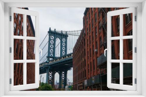 Fototapeta Naklejka Na Ścianę Okno 3D - Manhattan Bridge day time landscape