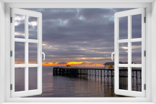 Fototapeta Naklejka Na Ścianę Okno 3D - Penarth Pier Sunrise
