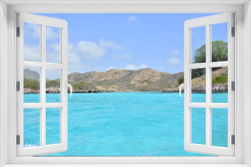 Fototapeta Naklejka Na Ścianę Okno 3D - Beautiful turquoise ocean in San Andres Island