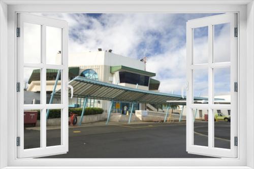 Fototapeta Naklejka Na Ścianę Okno 3D - small airport terminal