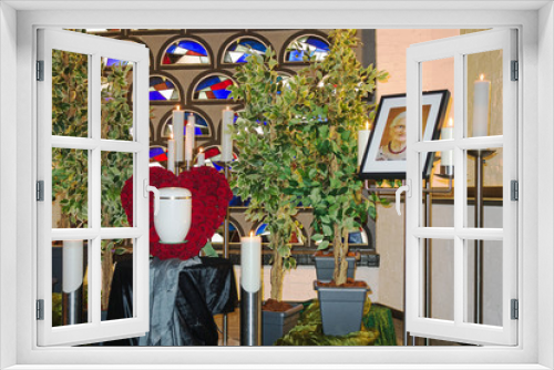 Fototapeta Naklejka Na Ścianę Okno 3D - urnenbestattung