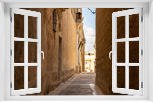 Fototapeta Naklejka Na Ścianę Okno 3D - views of the streets in the ancient town mdina, malta island
