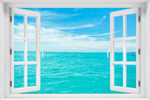 Fototapeta Naklejka Na Ścianę Okno 3D - Blue sea and clouds