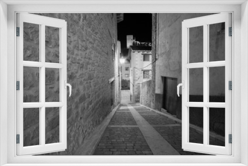 Fototapeta Naklejka Na Ścianę Okno 3D - Mora de Rubielos Teruel Aragon Spain on February 2019. Nightscape of the medieval village.