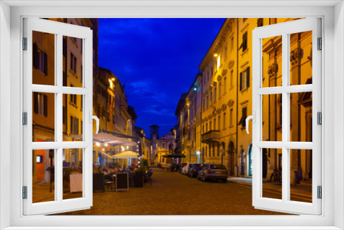 Fototapeta Naklejka Na Ścianę Okno 3D - Trento street in evening