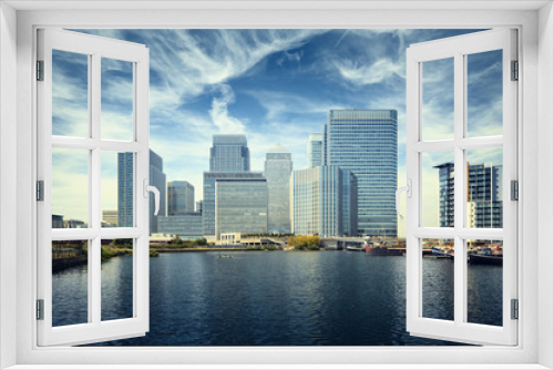 Fototapeta Naklejka Na Ścianę Okno 3D - Canary Wharf view from West India Docks.