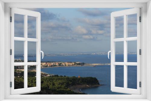 Fototapeta Naklejka Na Ścianę Okno 3D - Views of the Costa Dorada