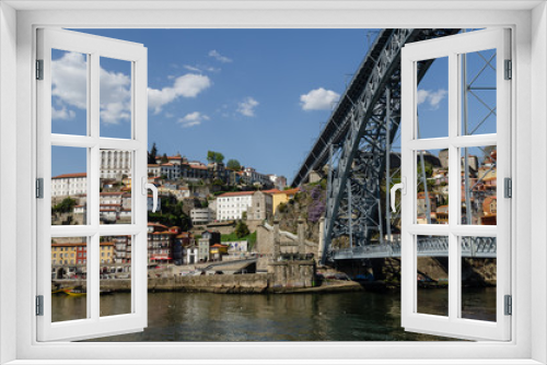 Fototapeta Naklejka Na Ścianę Okno 3D - View on the Dom Luis I bridge and Ribeira district