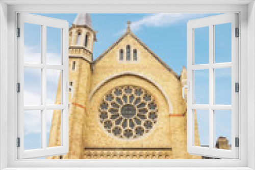 Fototapeta Naklejka Na Ścianę Okno 3D - Exterior of St Aloysius Catholic Church with blue sky in Oxford town