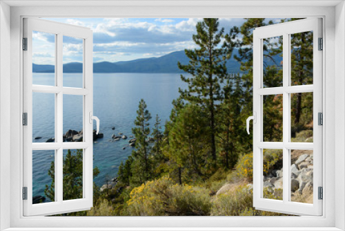 Fototapeta Naklejka Na Ścianę Okno 3D - Scenic view to Tahoe Lake near Bonsai Rock, Nevada, USA
