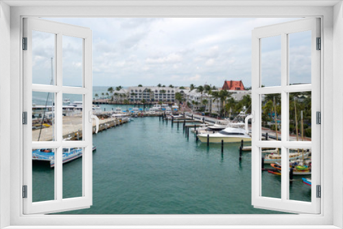 Fototapeta Naklejka Na Ścianę Okno 3D - Aerial view on Key West city in state of Florida
