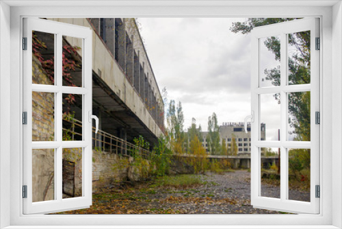 Fototapeta Naklejka Na Ścianę Okno 3D - Abandoed buidlings in Pripyat, Chernobyl