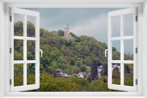 Fototapeta Naklejka Na Ścianę Okno 3D - Burgruine Falkenstein (Taunus)