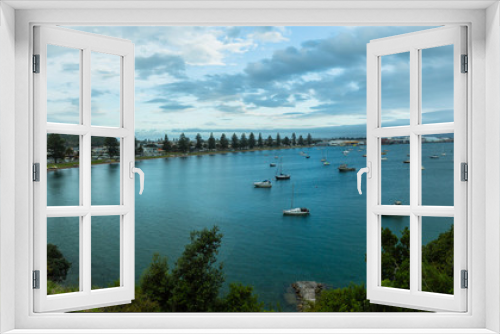 Fototapeta Naklejka Na Ścianę Okno 3D - ニュージーランド　タウンランガ湾の半島にあるマウント・マウンガヌイの風景