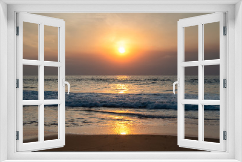 Fototapeta Naklejka Na Ścianę Okno 3D - Smoky Summer Sun Seascape
