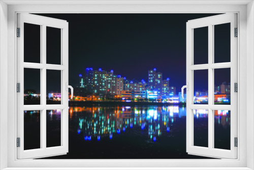 Fototapeta Naklejka Na Ścianę Okno 3D - 아파트가 보이는 아름다운 야경