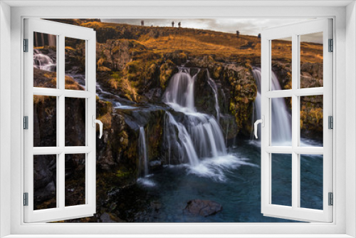 Fototapeta Naklejka Na Ścianę Okno 3D - Experience the iconic, Kirkjufell mountain in the Snaefellsnes Peninsula, Iceland.