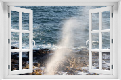 Fototapeta Naklejka Na Ścianę Okno 3D - Geyser, ocean, spout 