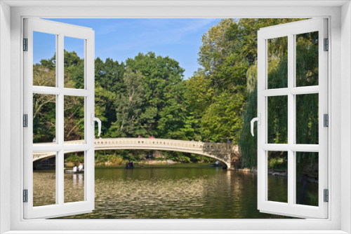 Fototapeta Naklejka Na Ścianę Okno 3D - On the Pond Central Park