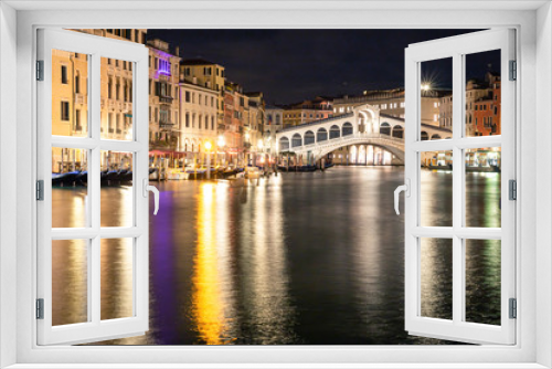 Fototapeta Naklejka Na Ścianę Okno 3D - night view rialto bridge venice italy