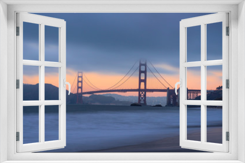 Fototapeta Naklejka Na Ścianę Okno 3D - Beautiful view of  Golden gate bridge, San Francisco  
