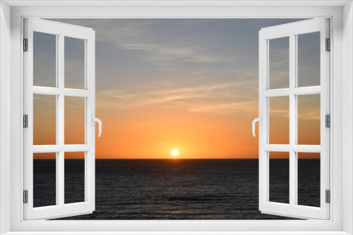 Fototapeta Naklejka Na Ścianę Okno 3D - Early sunrise