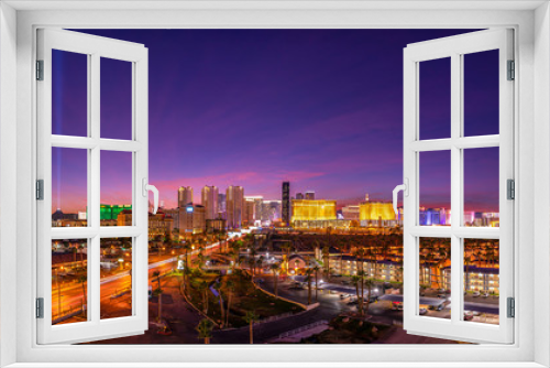 Fototapeta Naklejka Na Ścianę Okno 3D - Skyline of the Casinos and Hotels of Las Vegas Strip