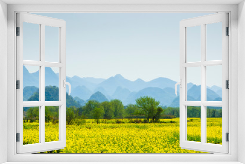 Fototapeta Naklejka Na Ścianę Okno 3D - Countryside scenery in spring season