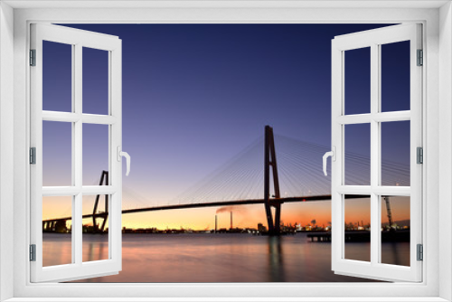 Fototapeta Naklejka Na Ścianę Okno 3D - 名港中央大橋からの日の出