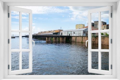 Fototapeta Naklejka Na Ścianę Okno 3D - Lateral no porto da cidade de Manaus 