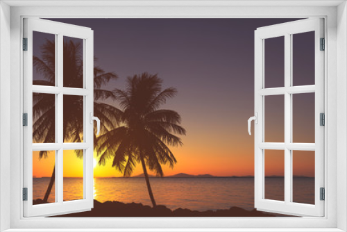 Fototapeta Naklejka Na Ścianę Okno 3D - tropical palm tree and sea sunset summer background