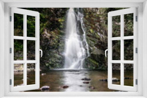 Fototapeta Naklejka Na Ścianę Okno 3D - Waterfall in the woods