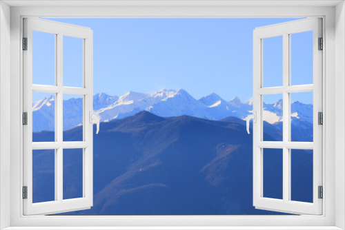 Fototapeta Naklejka Na Ścianę Okno 3D - panorama of mountain range in Italy