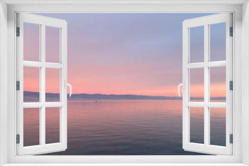 Fototapeta Naklejka Na Ścianę Okno 3D - Beautiful sunset by the sea, natural colors