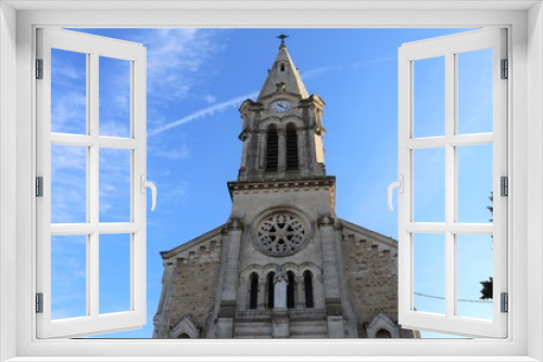 Eglise Saint Blaise dans le village de Marsaz - Département de la Drôme - France - Vue de l'extérieur