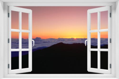 Fototapeta Naklejka Na Ścianę Okno 3D - Sunrise over Haleakala volcano summit, Maui, Hawaii