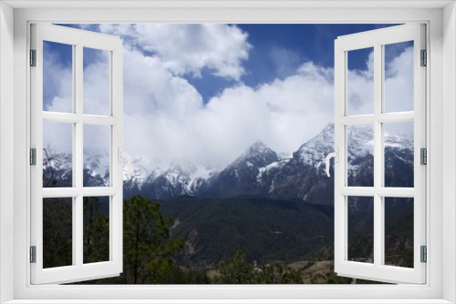 Fototapeta Naklejka Na Ścianę Okno 3D - glacial mountains with clouds